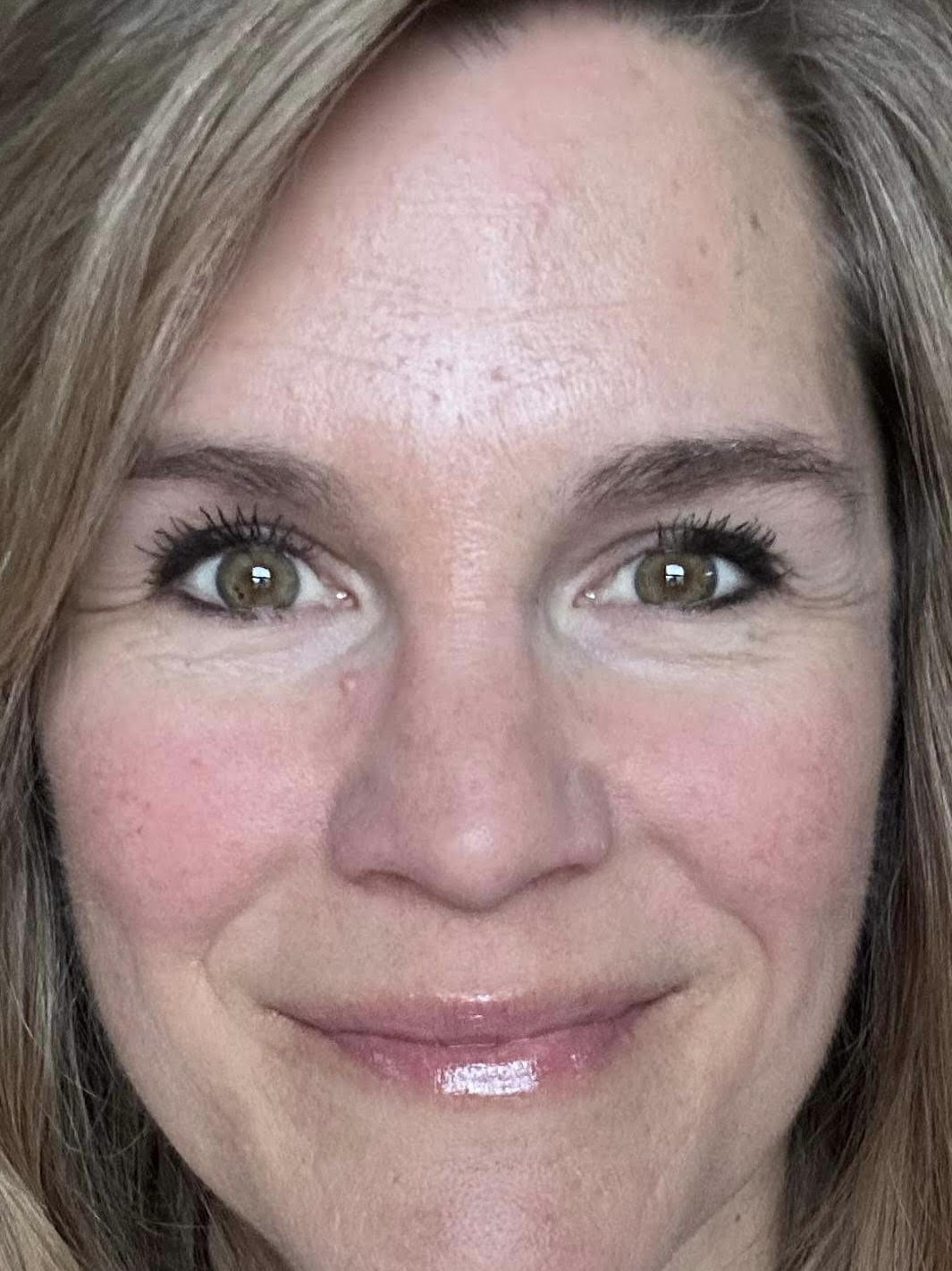 Before and after images showcasing the transformative effects of No More Make Up Skin Corrector: left side reveals skin with visible imperfections, right side shows clear, radiant, and improved skin texture after one week of use.